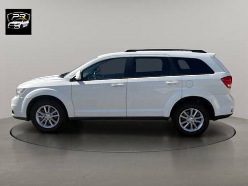 Used 2015 Dodge Journey SXT w/ Flexible Seating Group FWD image 2