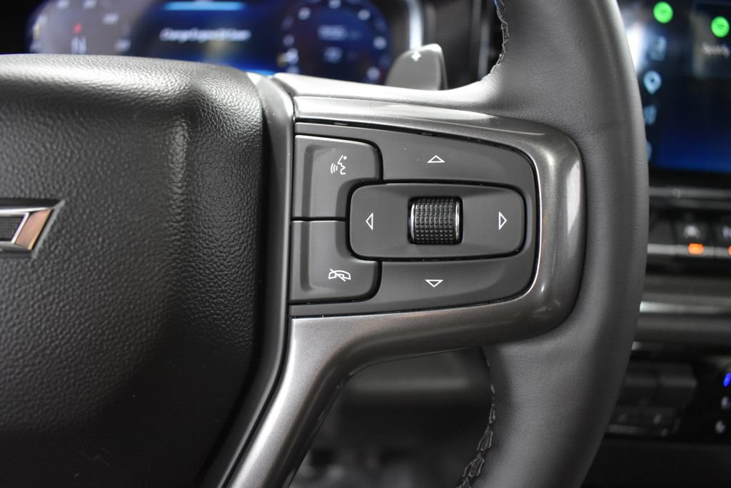 Used 2023 Chevrolet Silverado 1500 ZR2 w/ Technology Package AWD/4WD image 35