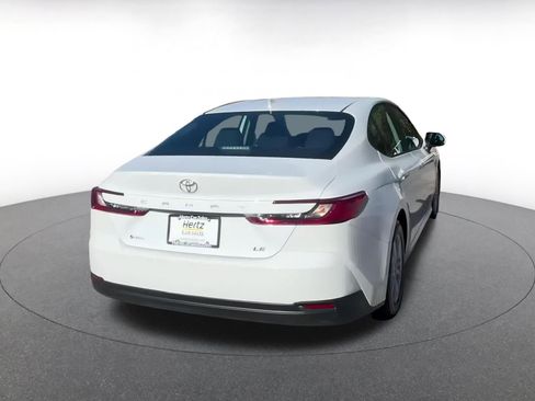 Used 2025 Toyota Camry LE image 14