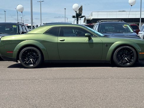 Used 2023 Dodge Challenger SRT Hellcat RWD image 4
