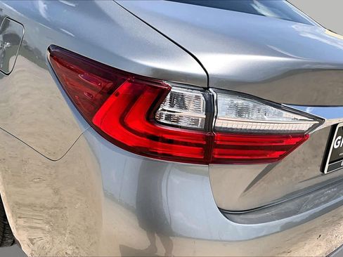 Used 2016 Lexus ES 350 w/ Premium Package w/Wood Trim FWD image 26
