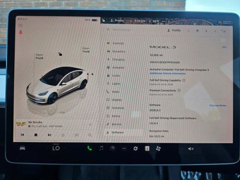 Used 2023 Tesla Model 3 Standard Range image 2