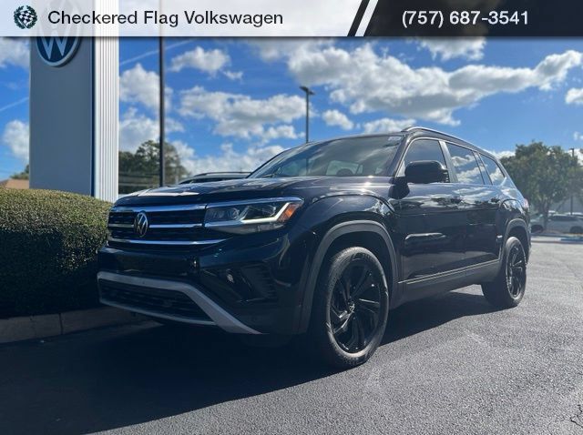 Used 2023 Volkswagen Atlas SE w/ Black Wheel Package FWD image 1