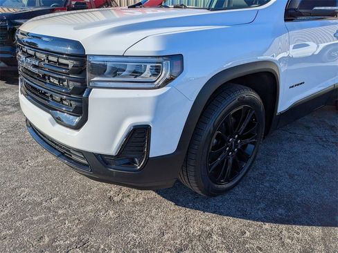 Certified 2023 GMC Acadia SLT w/ Elevation Edition image 13