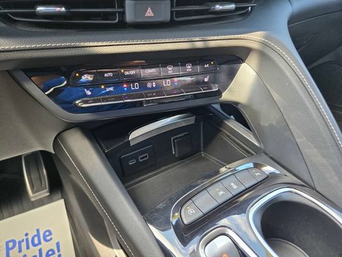 Used 2022 Buick Envision Preferred FWD image 13