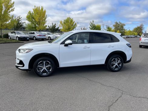 Used 2023 Honda HR-V EX-L image 2
