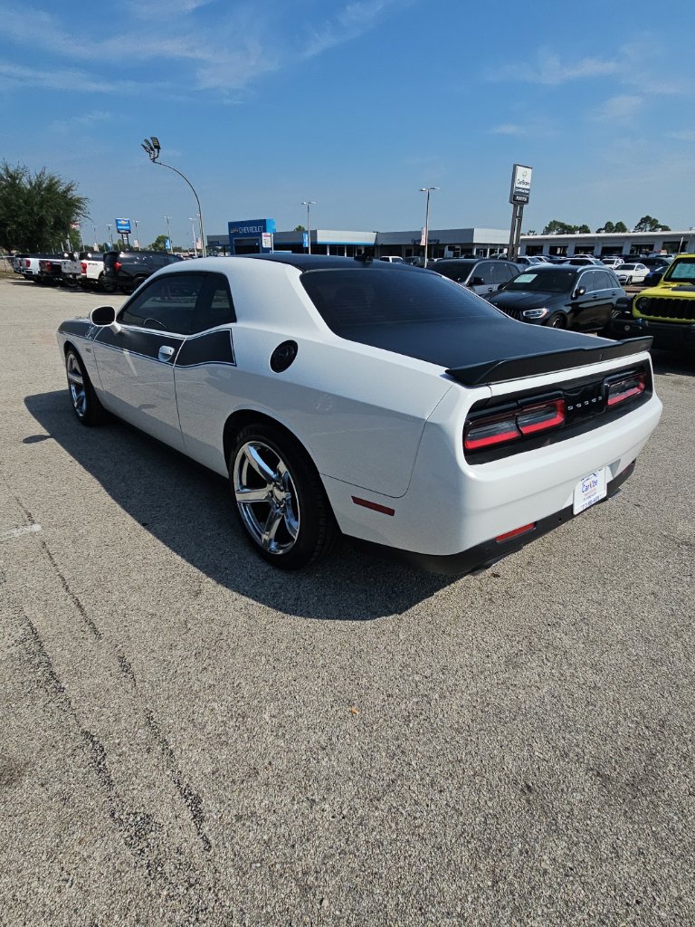 Used 2022 Dodge Challenger R/T Scat Pack w/ T/A Package RWD image 5