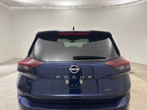 Used 2025 Nissan Rogue SV AWD/4WD image 24