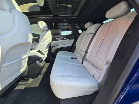 Used 2024 Cadillac Lyriq Luxury image 22