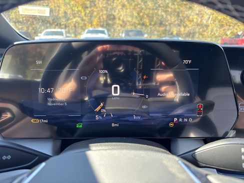 New 2026 Chevrolet Equinox EV LT image 18