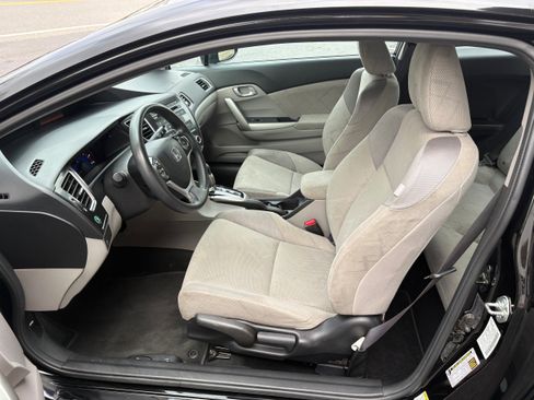 Used 2013 Honda Civic LX image 9