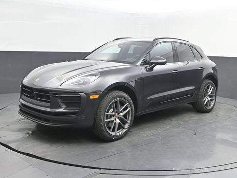 New 2026 Porsche Macan AWD/4WD image 1