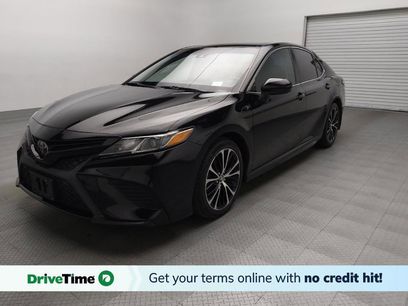 Used 2018 Toyota Camry SE w/ Moonroof Package