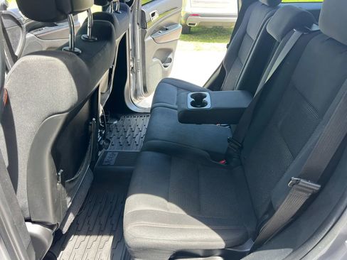 Used 2016 Jeep Grand Cherokee Laredo 75th Anniversary AWD/4WD image 9