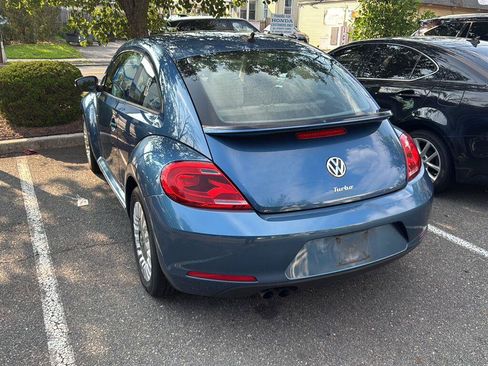 Used 2016 Volkswagen Beetle 1.8T SE FWD image 2