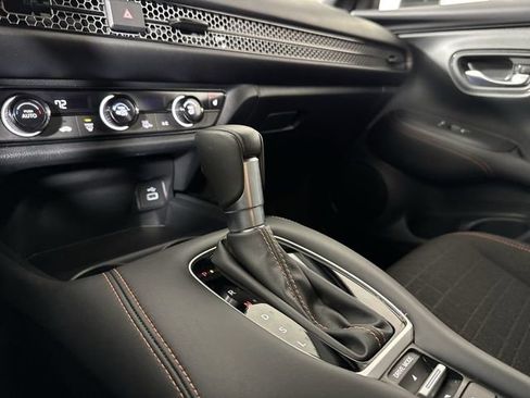 Certified 2024 Honda HR-V Sport image 19