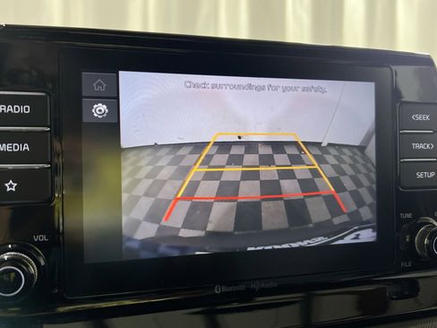 Used 2023 Kia Seltos LX image 26