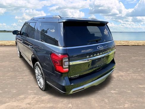 Used 2024 Ford Expedition Limited RWD image 6