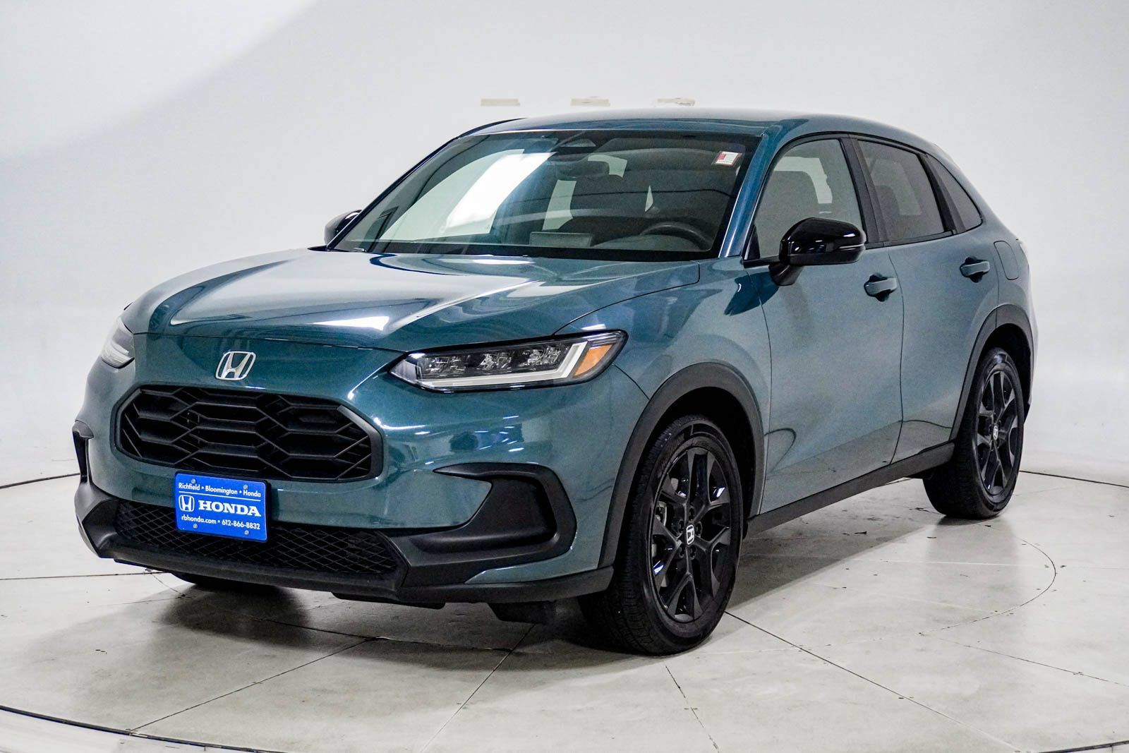 Certified 2024 Honda HR-V Sport image 3
