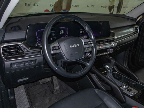 Used 2025 Kia Telluride S AWD/4WD image 6
