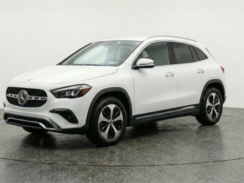 Used 2025 Mercedes-Benz GLA 250 image 3