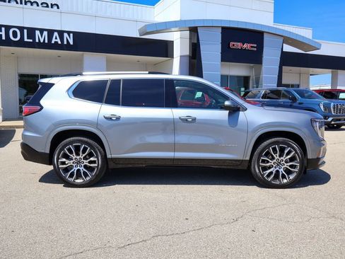 New 2026 GMC Acadia Denali Ultimate w/ LPO, Floor Liner Package AWD/4WD image 2