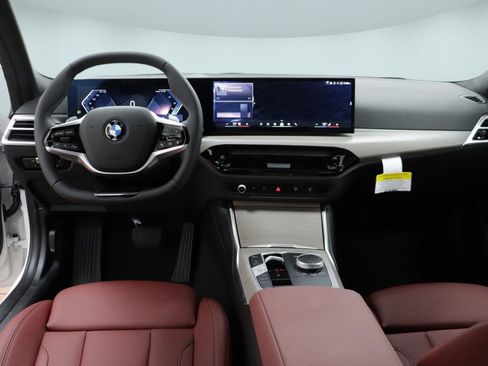 Used 2025 BMW 330i 330i w/ Premium Package image 2