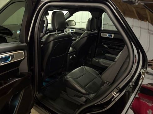 Used 2020 Ford Explorer ST w/ ST Street Pack AWD/4WD image 29
