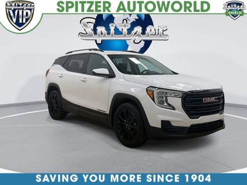 Used 2022 GMC Terrain SLE w/ Driver Convenience Package AWD/4WD image 2