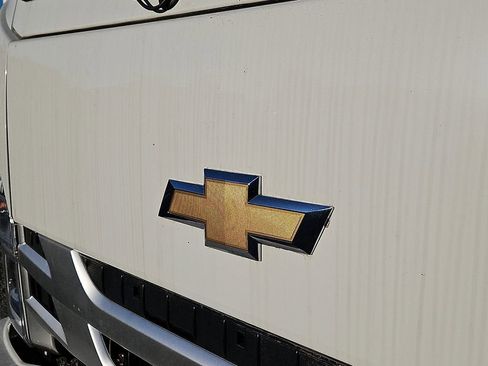 New 2025 Chevrolet Low Cab Forward RWD image 16