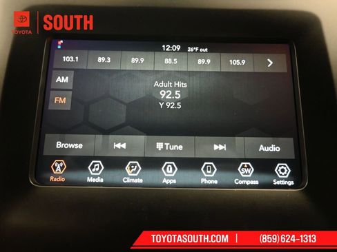 Used 2019 Jeep Cherokee Latitude w/ Popular Appearance Group image 14