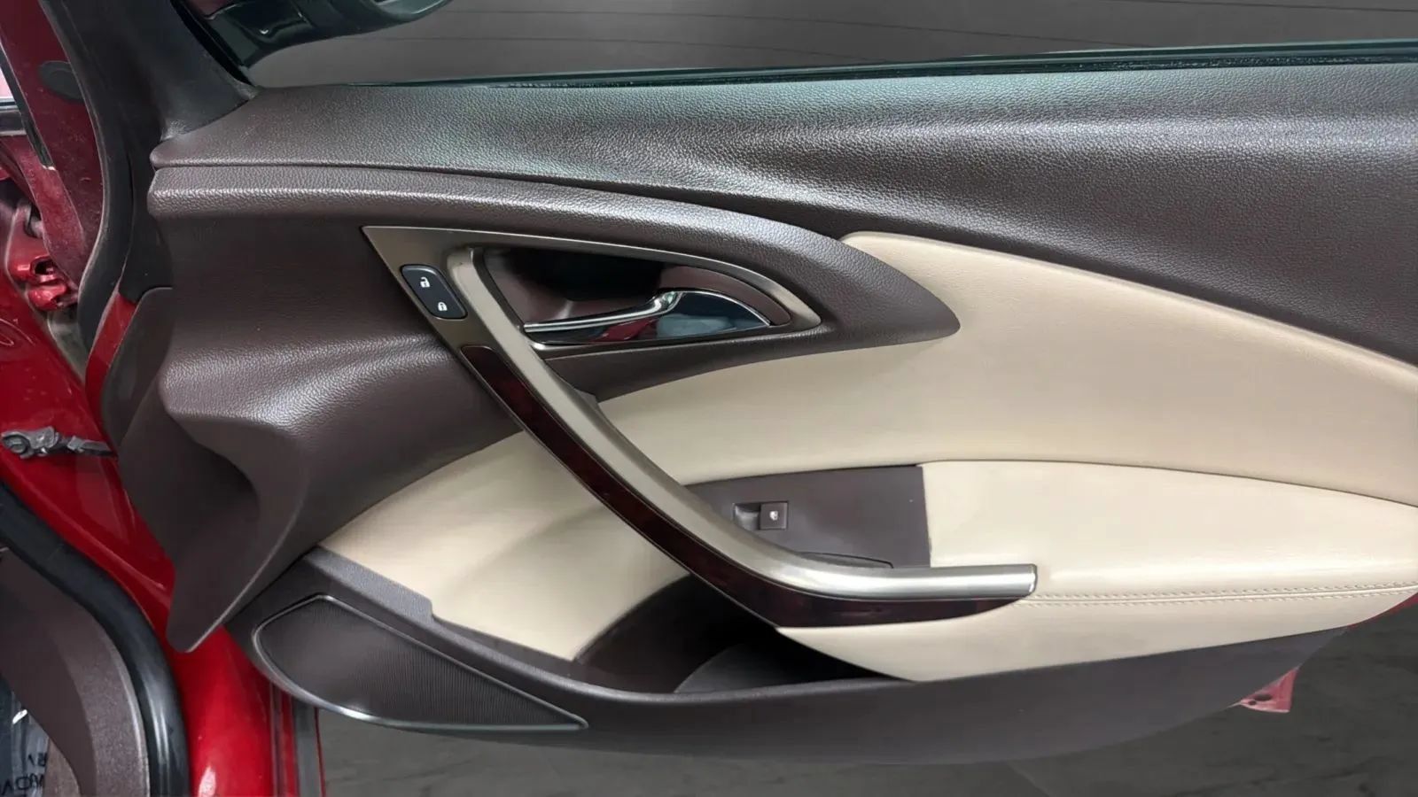 Used 2014 Buick Verano Convenience FWD image 18