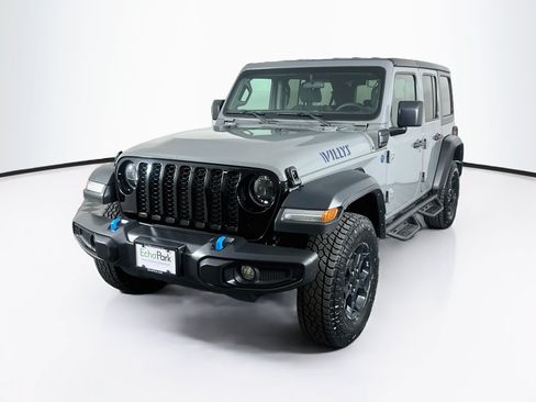 Used 2023 Jeep Wrangler Unlimited w/ Convenience Group AWD/4WD image 3