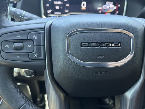 Used 2024 GMC Sierra 2500 Denali Ultimate w/ Max Trailering Package AWD/4WD image 35
