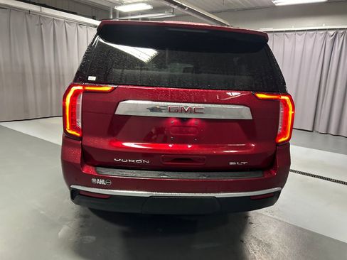 Used 2023 GMC Yukon XL SLT image 6