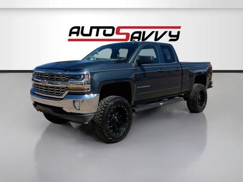Used 2018 Chevrolet Silverado 1500 LT w/ All Star Edition AWD/4WD image 3