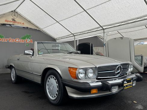 Used 1987 Mercedes-Benz 560 SL image 1