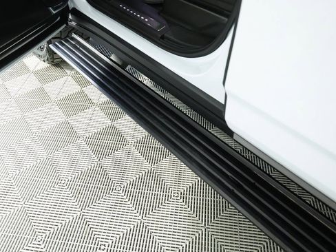 Used 2026 Cadillac Escalade ESV V image 22