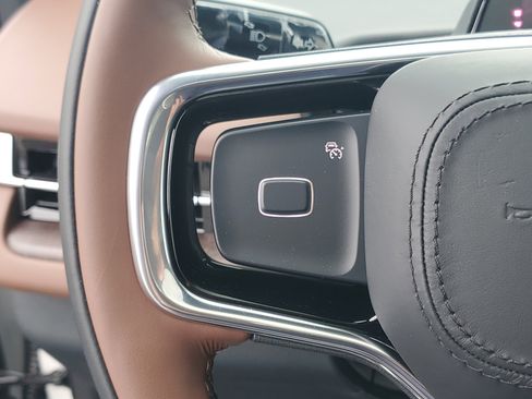 New 2026 Lincoln Navigator Reserve AWD/4WD image 17