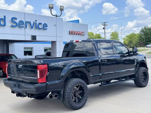 Used 2022 Ford F350 Lariat w/ Lariat Ultimate Package AWD/4WD image 6