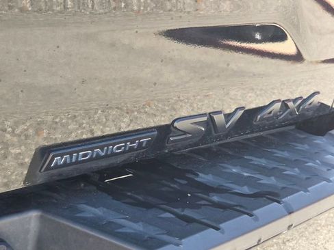 Used 2019 Nissan Titan SV w/ SV Convenience Package image 14