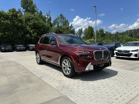 Used 2026 BMW X7 xDrive40i AWD/4WD image 13