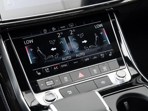 New 2025 Audi Q8 Premium Plus image 17