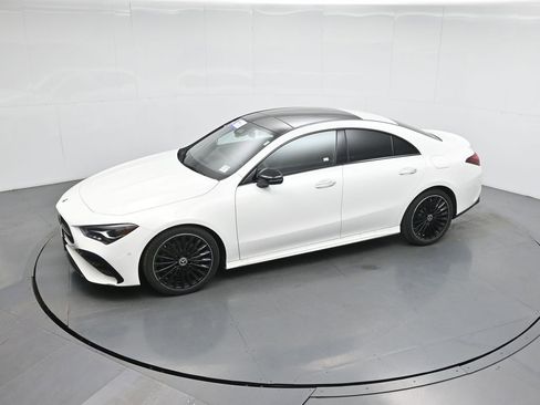 Used 2024 Mercedes-Benz CLA 250 image 44