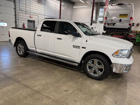 Certified 2017 RAM 1500 Big Horn AWD/4WD image 8