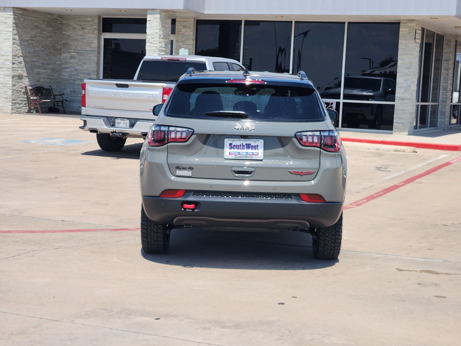 New 2026 Jeep Compass Trailhawk AWD/4WD image 8
