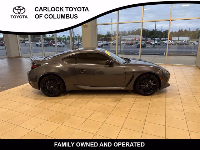 Used 2024 Toyota GR86 Premium RWD image 7
