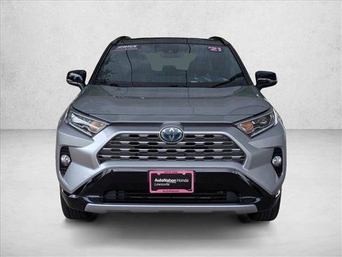 Used 2021 Toyota RAV4 XSE AWD/4WD image 2