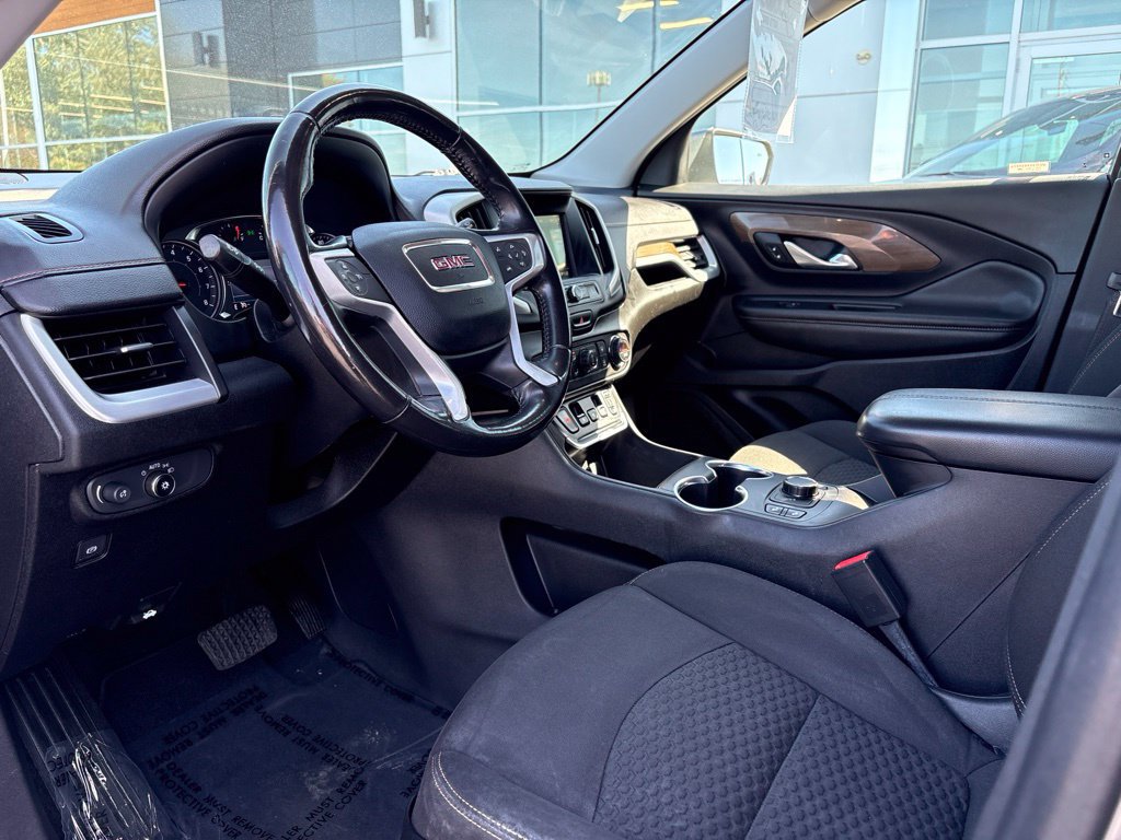 Used 2019 GMC Terrain SLE w/ Driver Convenience Package FWD image 16