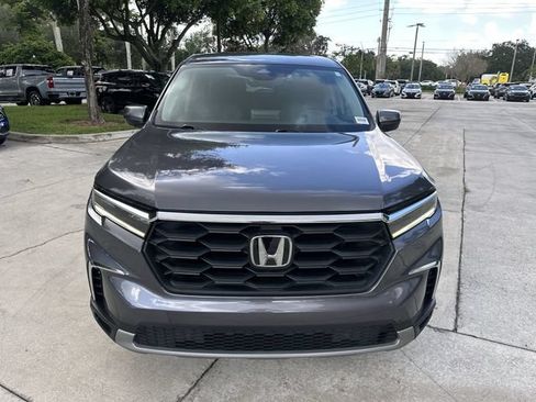 Used 2025 Honda Pilot EX-L image 18